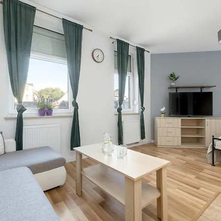Unique For 4 People Close To The By Renters *