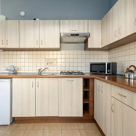 Apartamento Unique For 4 People Close To The By Renters